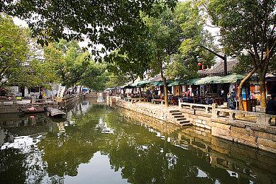 克苏鲁风《爱的吸盘：第一次约会》新预告 与古神谈恋爱